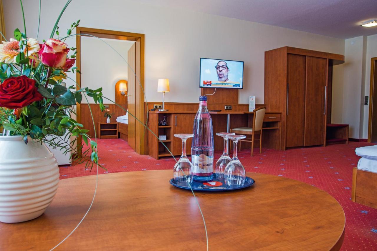 Avalon Hotelpark Koenigshof Königslutter am Elm Екстериор снимка